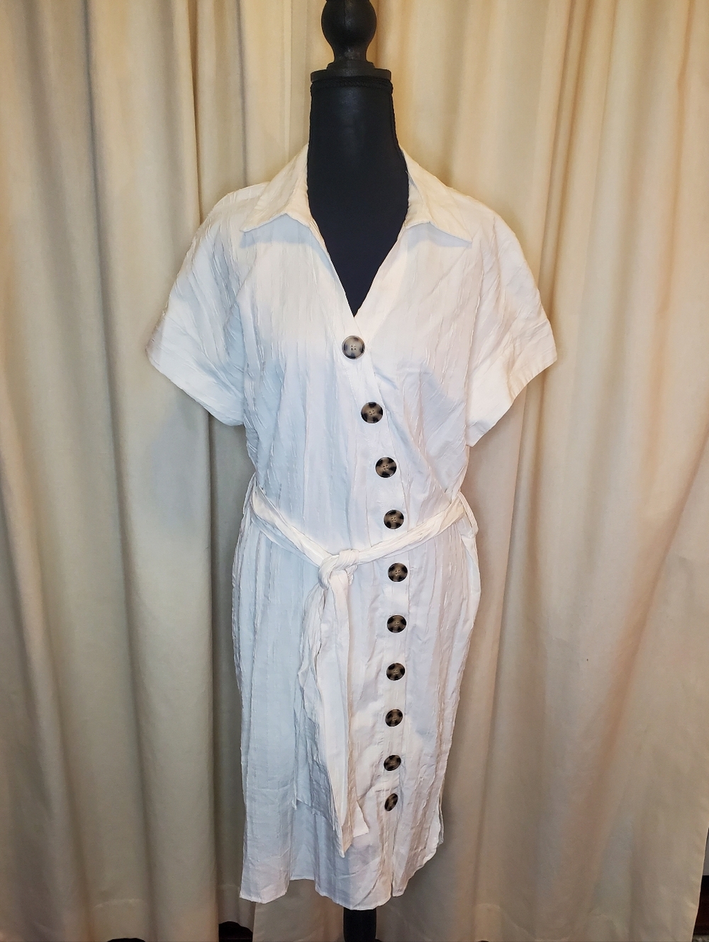 Chelsea & Theodore Off White Textured Dress with Belt